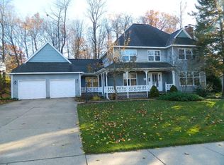 2300 Chelsea Rd NE, Grand Rapids, MI 49505