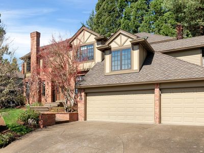 9023 NW Benson St, Portland, OR, 97229