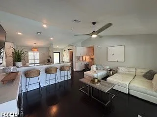 4104 SW 15th Ave — Photo 9