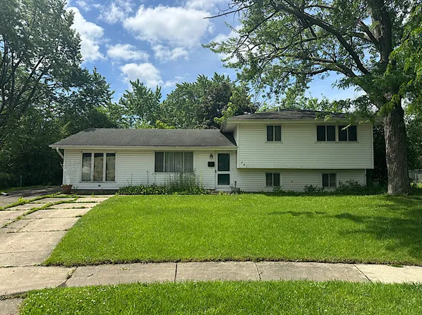 721 Grace Ct, Schaumburg, IL 60193