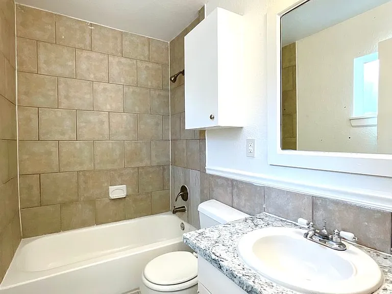 602 Lovett Ave — Photo 11