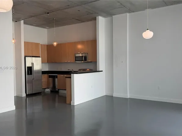 2100 Van Buren St APT 210, Hollywood, FL 33020