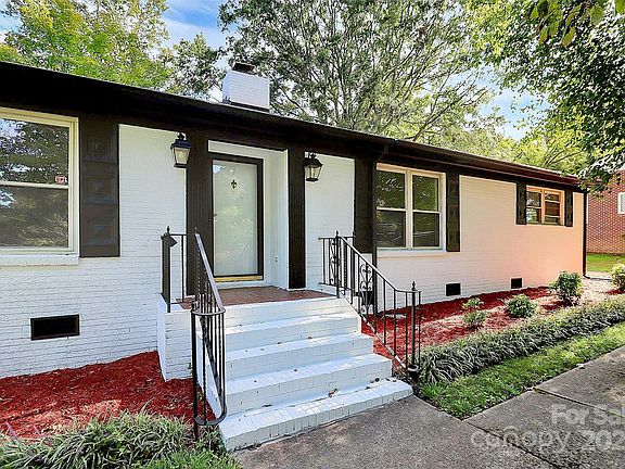 2nd image of 839 Allister Dr