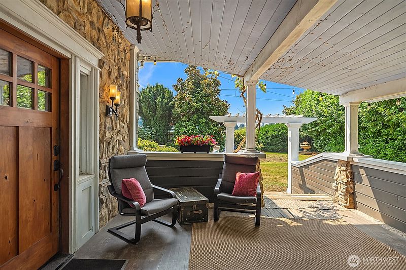 5th image of 32110 NE 55th Street