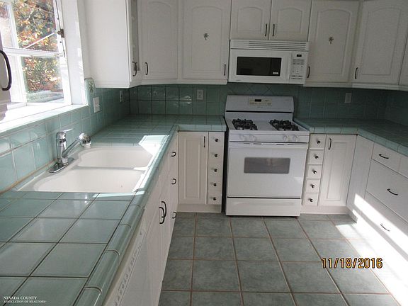 5th image of 11032 Fisher Ct