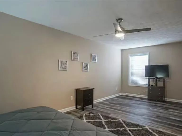 846 Park Pl NE — Photo 108