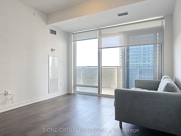 2520 Eglinton Ave W #722 — Photo 9