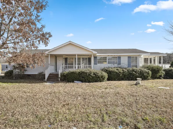 809 Herbert Dr, Kinston, NC 28501