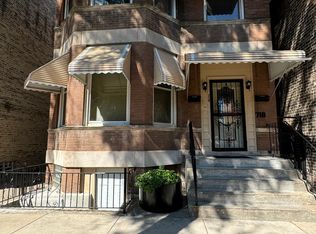 718 S Carpenter St #1, Chicago, IL 60607