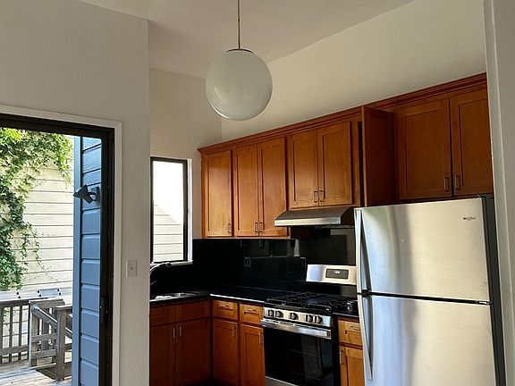 4th image of 1202 Treat Ave