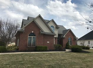 820 Saint Anne Ln, Monroe, MI 48162
