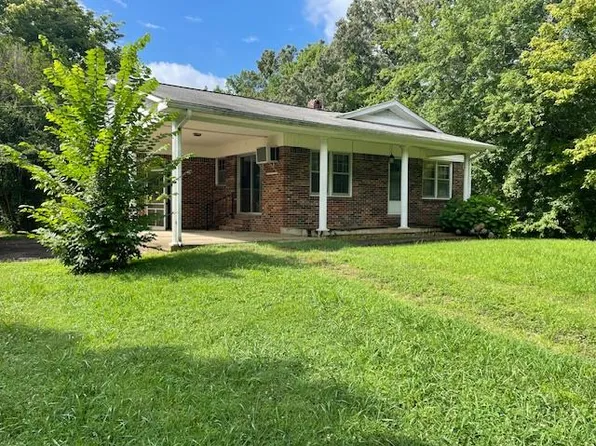 335 Bakers Chapel Church Rd, Big Sandy, TN 38221