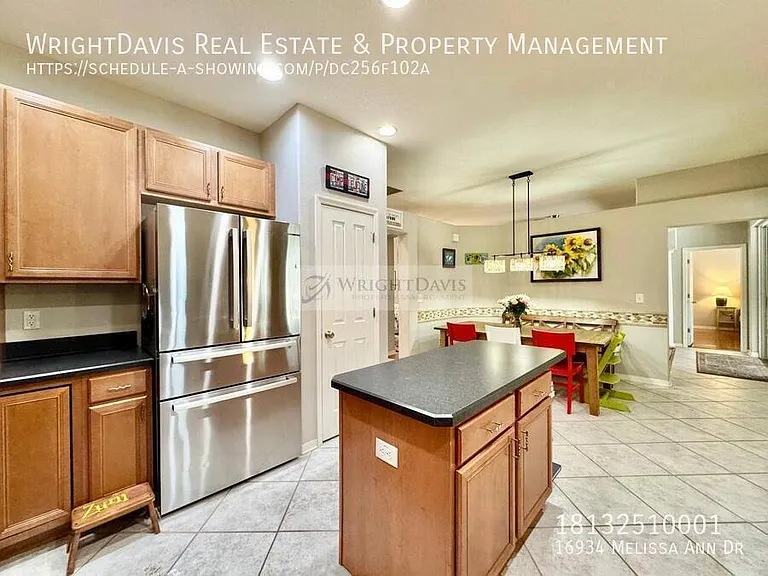 16934 Melissa Ann Dr — Photo 30