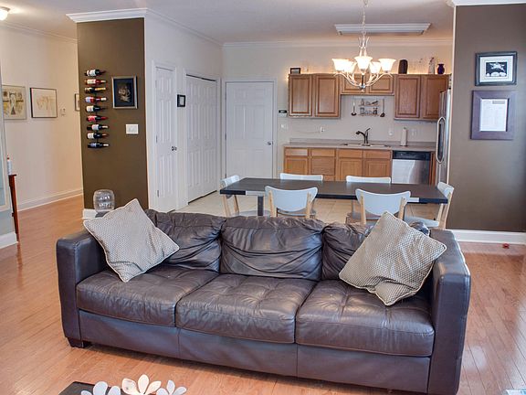 Livingroom open to kitchen 