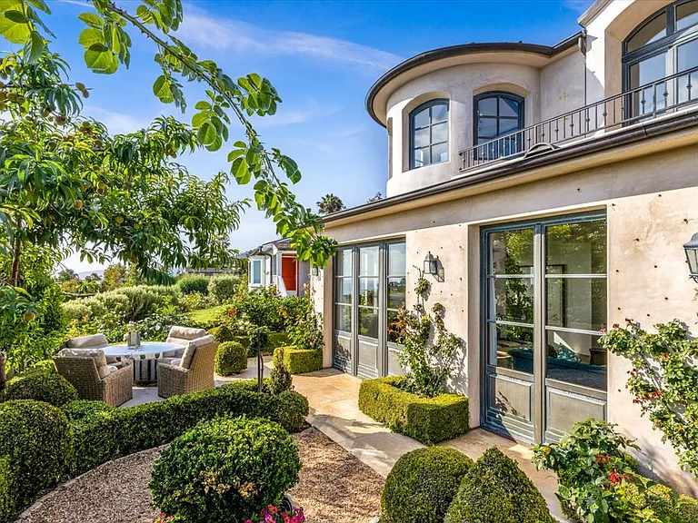 31512 Bluff Dr — Photo 65