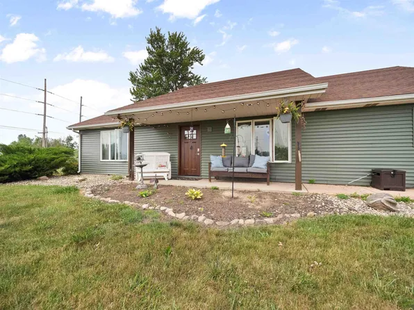 2270 W 700 S, Ashley, IN 46705