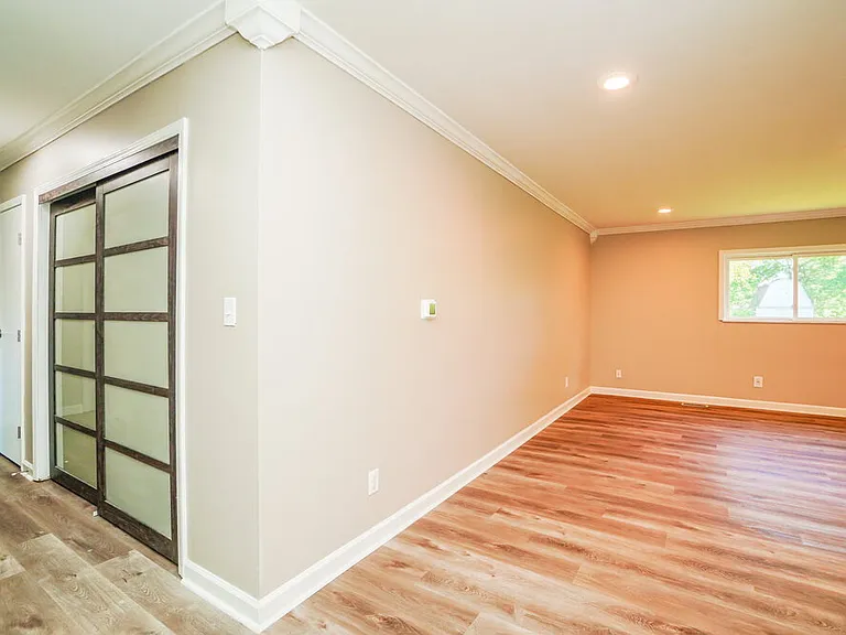 800 Caroway Blvd — Photo 15