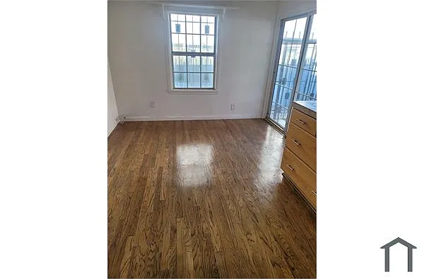 Building Photo - 3958 S Normandie Ave #A