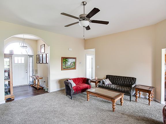 4th image of 168 Aspen Green Ct