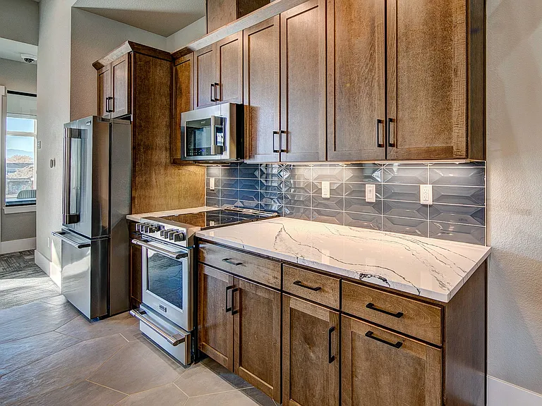 The Bend at Highland Meadows — Photo 25