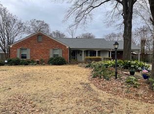 1722 Burning Bush Dr, Greenville, MS 38701