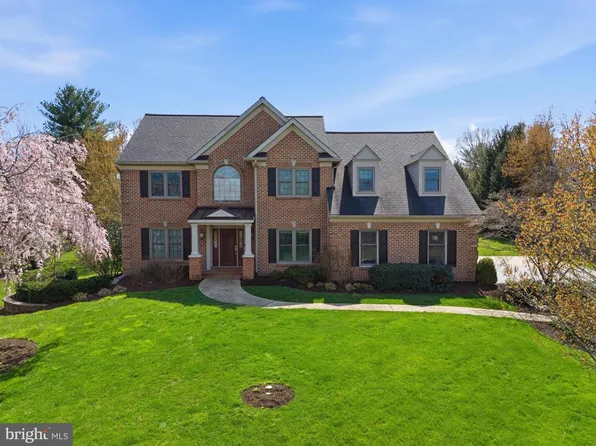 2124 Quail Dr, Lancaster, PA 17601
