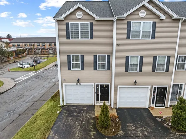 1084 Pine St #6, Fall River, MA 02723