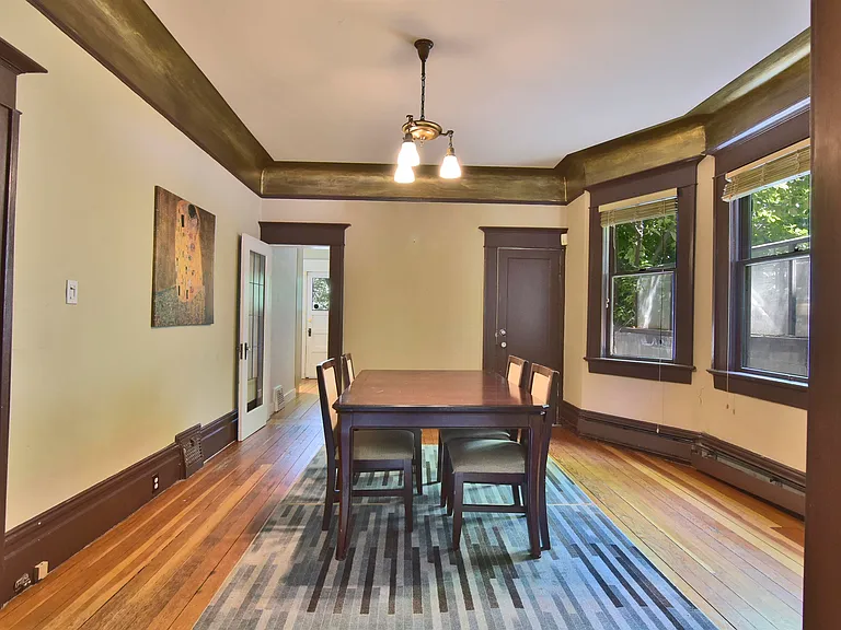 1517 Comox St #1 — Photo 9