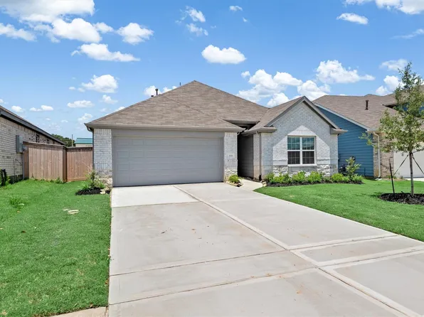 3111 W Frontier Ln, Pinehurst, TX 77362