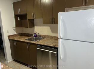 931 Wonderland Rd S #702, London, ON N6K 2X6