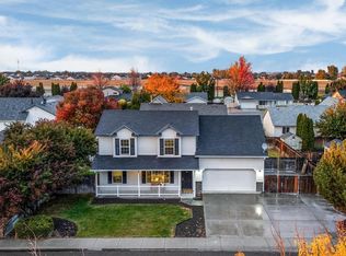 7446 E Saxton Ln, Nampa, ID 83687