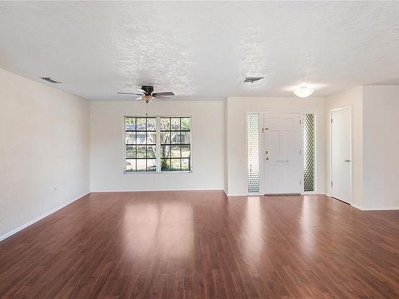 5th image of 2920 Bougainvillea St