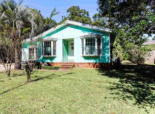 518 Maple Dr, Surfside Beach, SC 29575