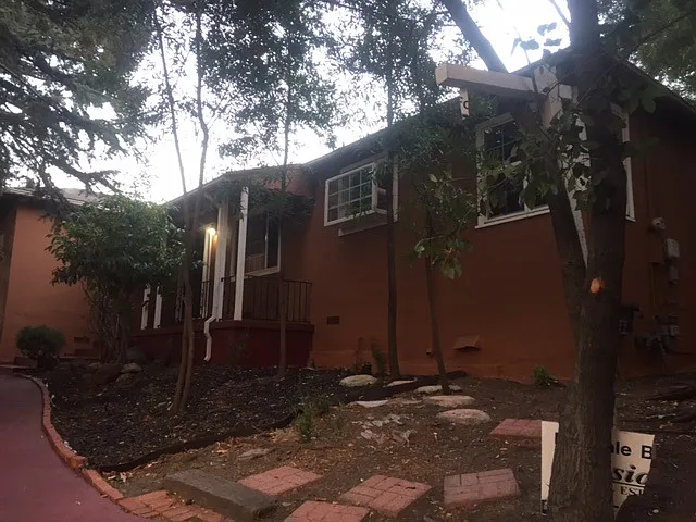 2 Marlow Dr photo 1