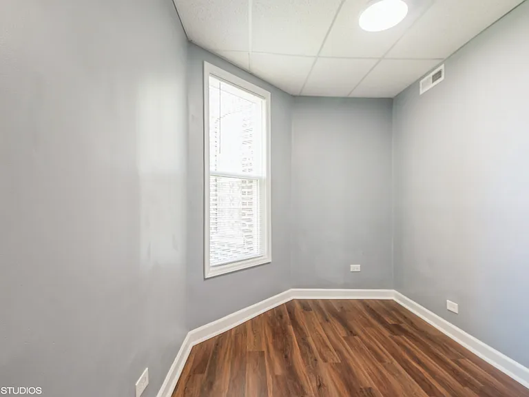 6649 S Greenwood Ave #1 — Photo 7