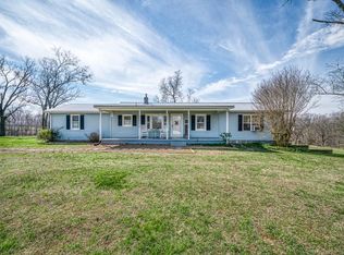 395 E Pin Hook Rd, Sparta, TN 38583