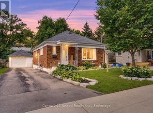 1055 Western Ave, Peterborough, ON K9J5W5
