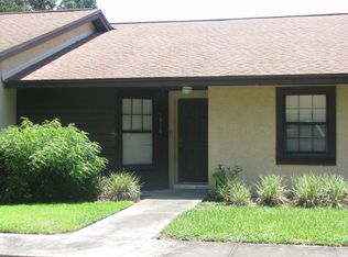 1916 Cedar Run Ct, Plant City, FL 33563