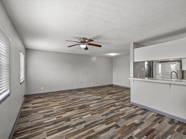 320 Market St APT 3