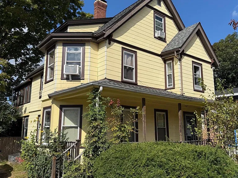 27 Hillsdale Rd #1 — Photo 10