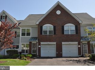 38 Voorhees Ct, Pennington, NJ 08534