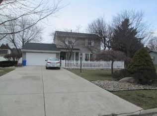 1320 Yorktown Dr, Flint, MI