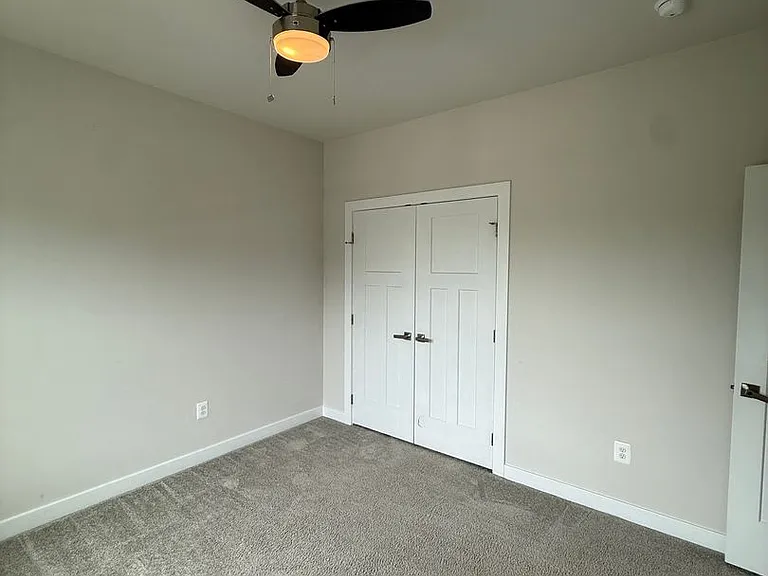 506 Ladywell St — Photo 25