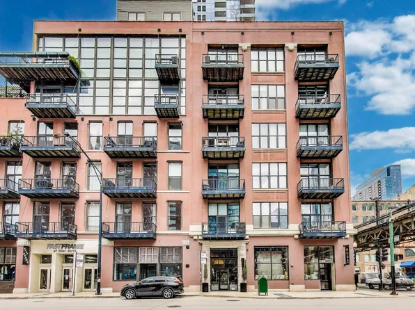 300 W Grand Ave APT 503, Chicago, IL 60654