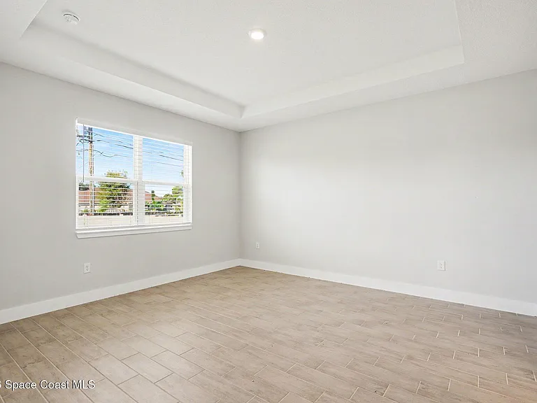 414 Caribbean St SE — Photo 34