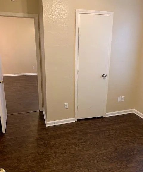 3003 Whisper Oaks Ln #B — Photo 17