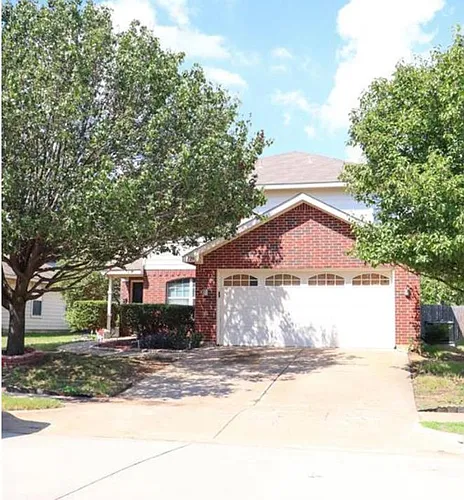 129 Centennial Pl Photo 1
