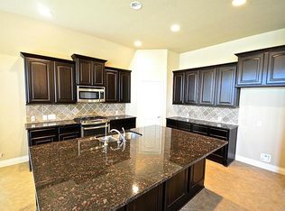 2306 Lost Bridge Ln, Pearland, TX 77584