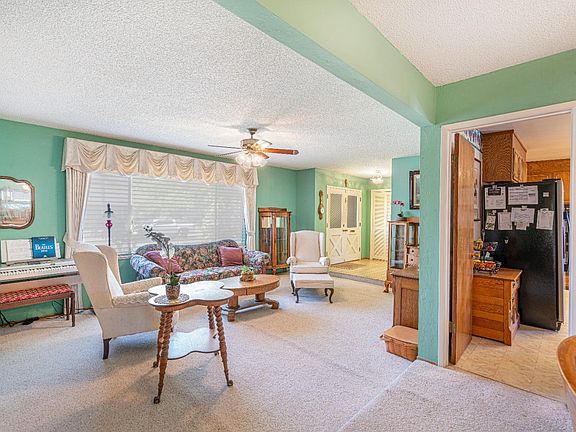 4th image of 3957 Shadowhill Drive