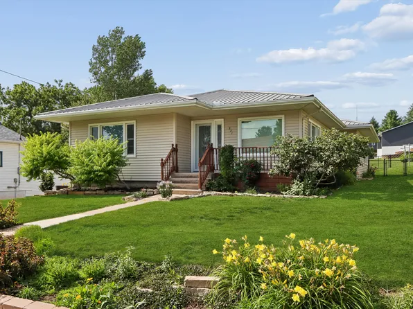 (undisclosed Address), West Branch, IA 52358